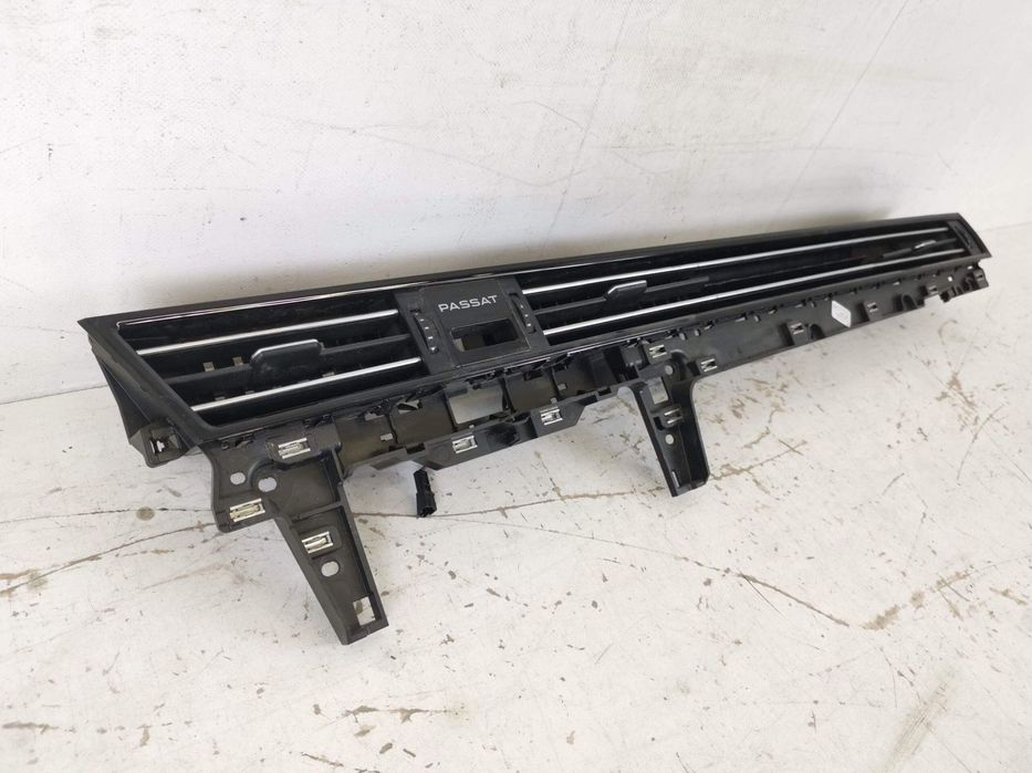 Grila Ventilatie Bord Volkswagen VW  Passat B8 2014 2015 2016 2017 201