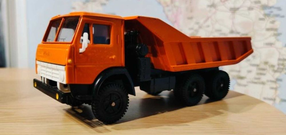 Метален модел Камаз 1:43 СССР