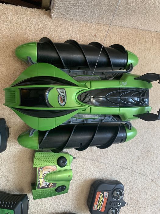 Masinuta si barca cu telecomanda