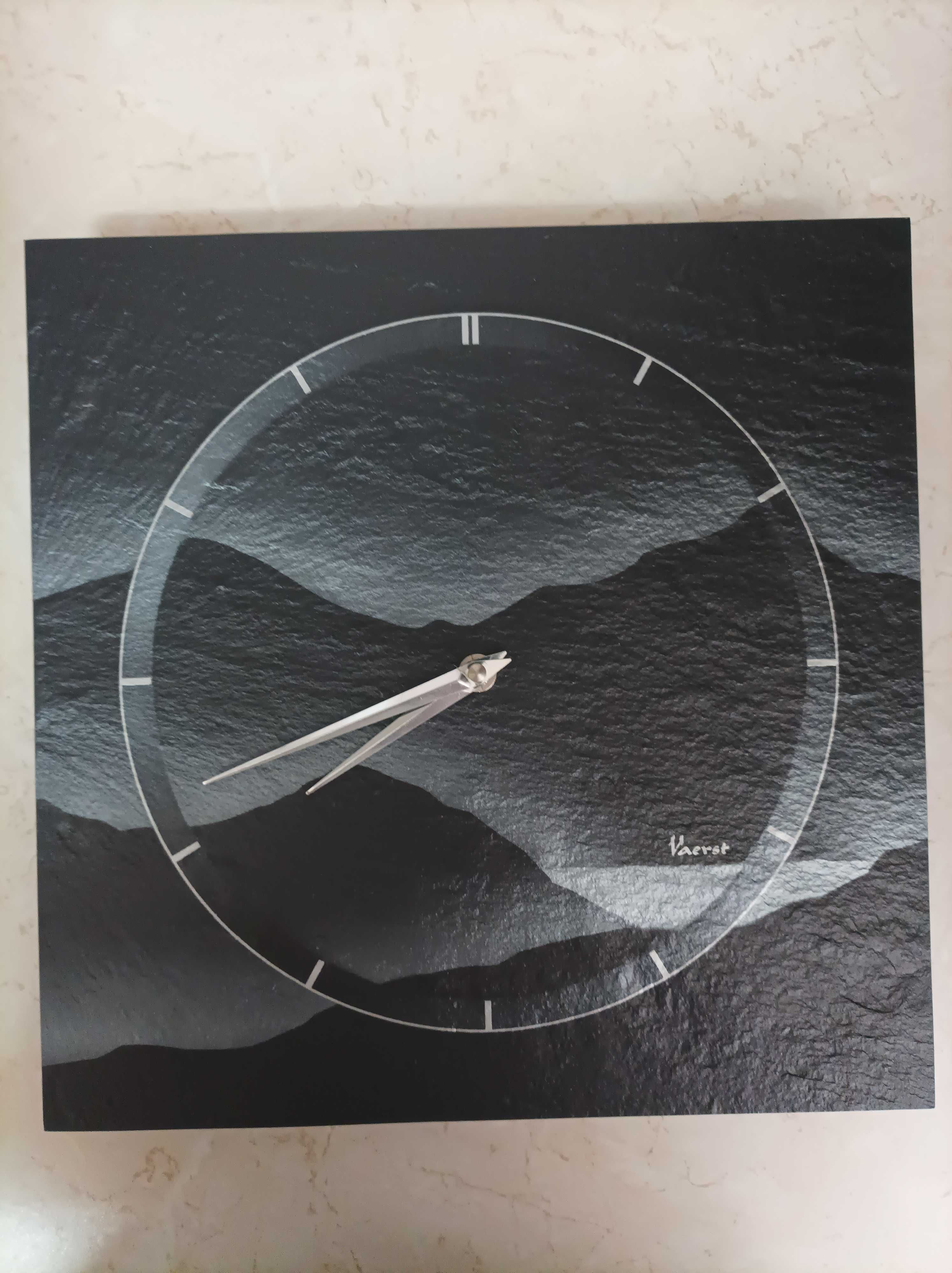 Unicat ceas de perete Junghans-Vaerst.Made in Germany.Livrare OLX
