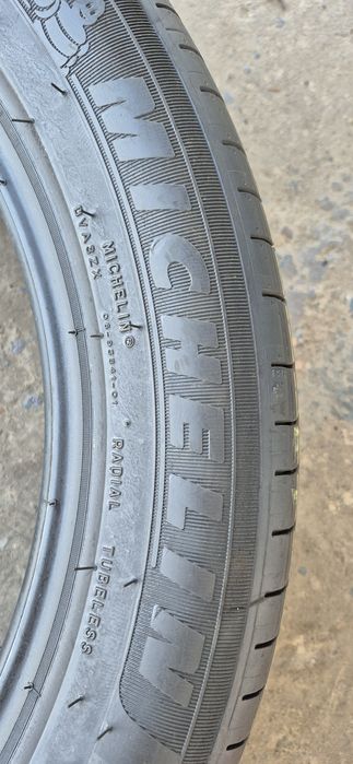4 anvelope vara Michelin 205/55/19,ca si noi.Pretul este pe bucata