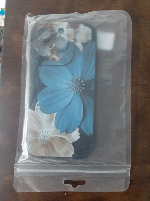 Vând husa iphone 14 pro