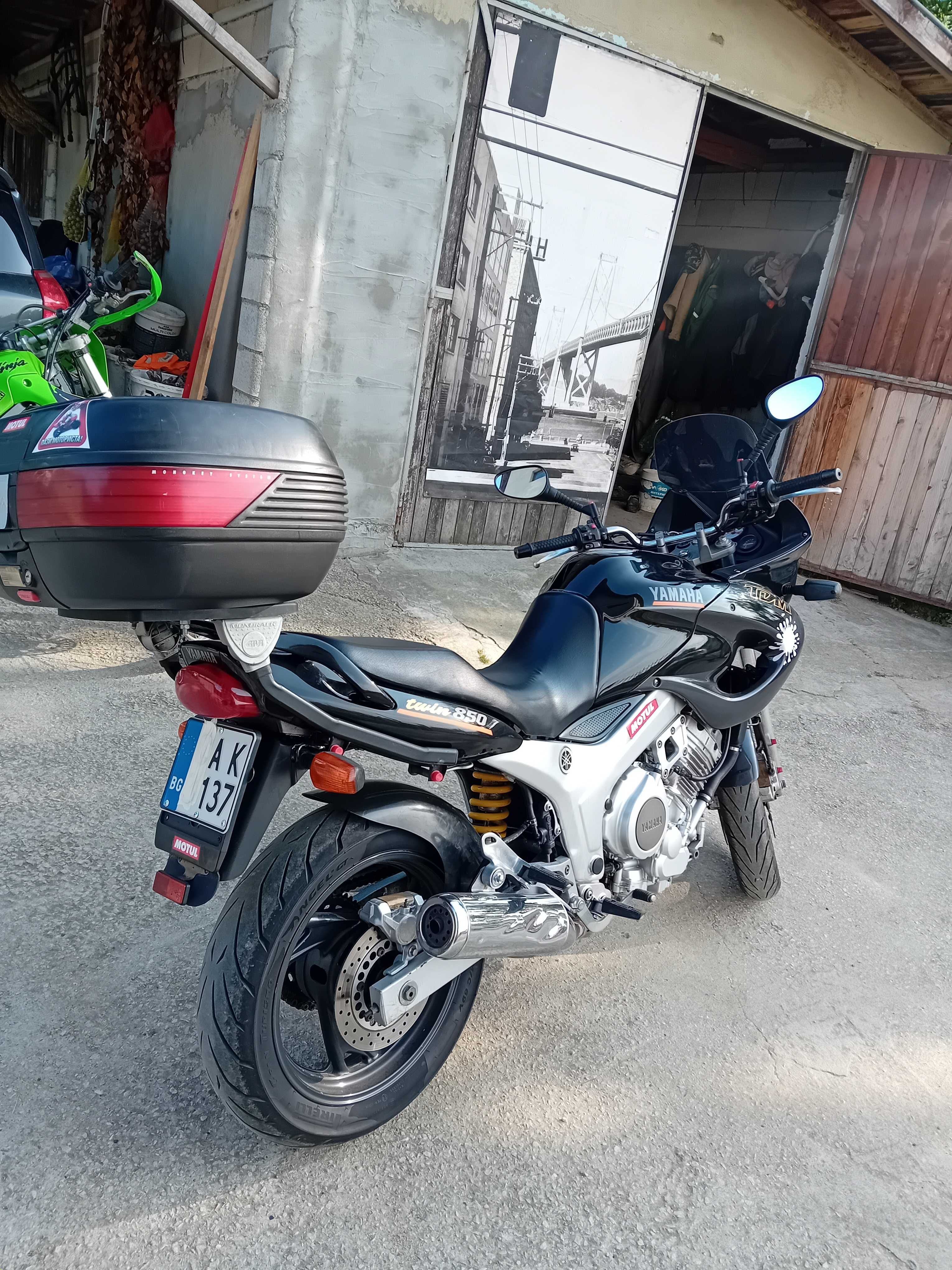 Yamaha TDM 850//