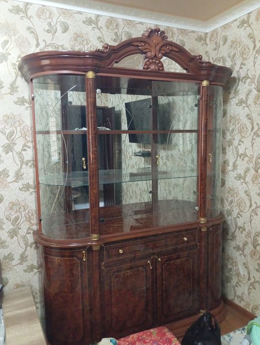 Продам стенка хорошим состояни