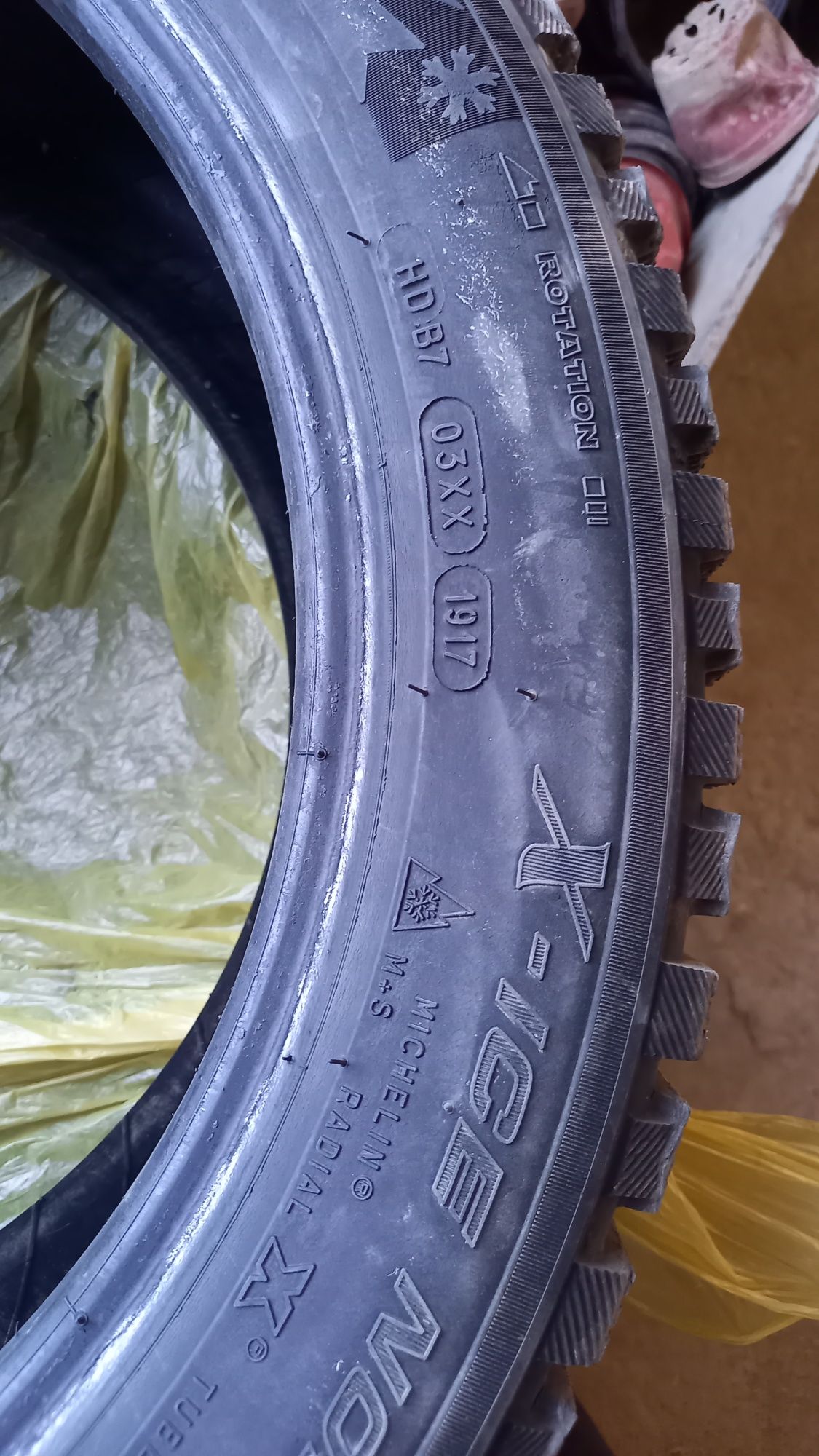 Продам шины мишлен