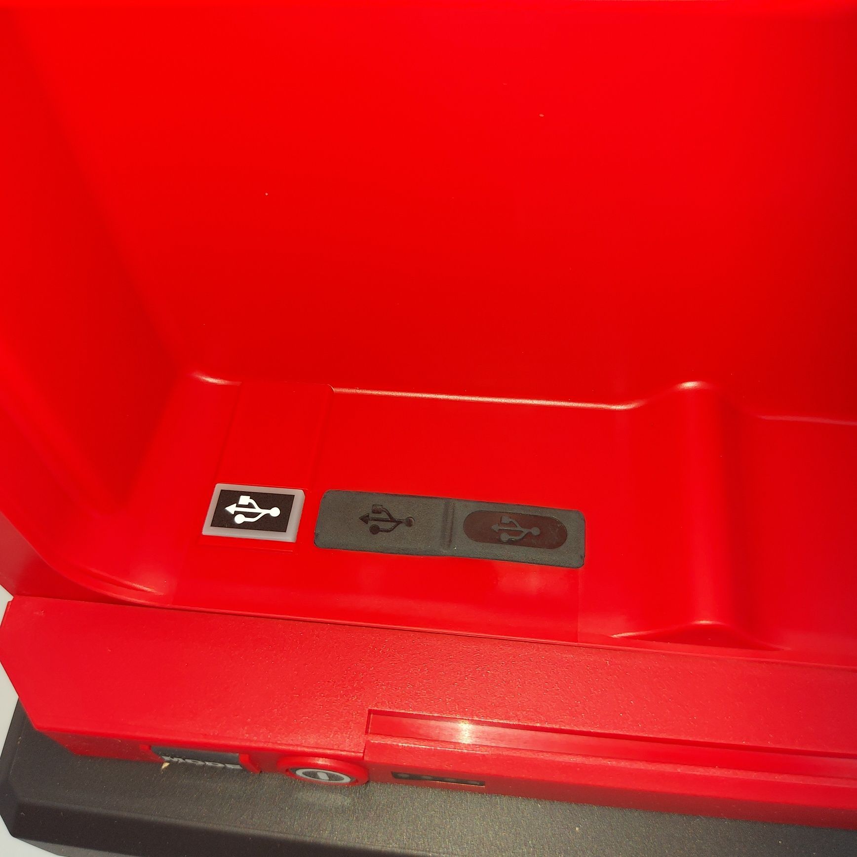 ПРОМОЦИЯ.Led работна лампа Milwaukee M12 POAL-0
