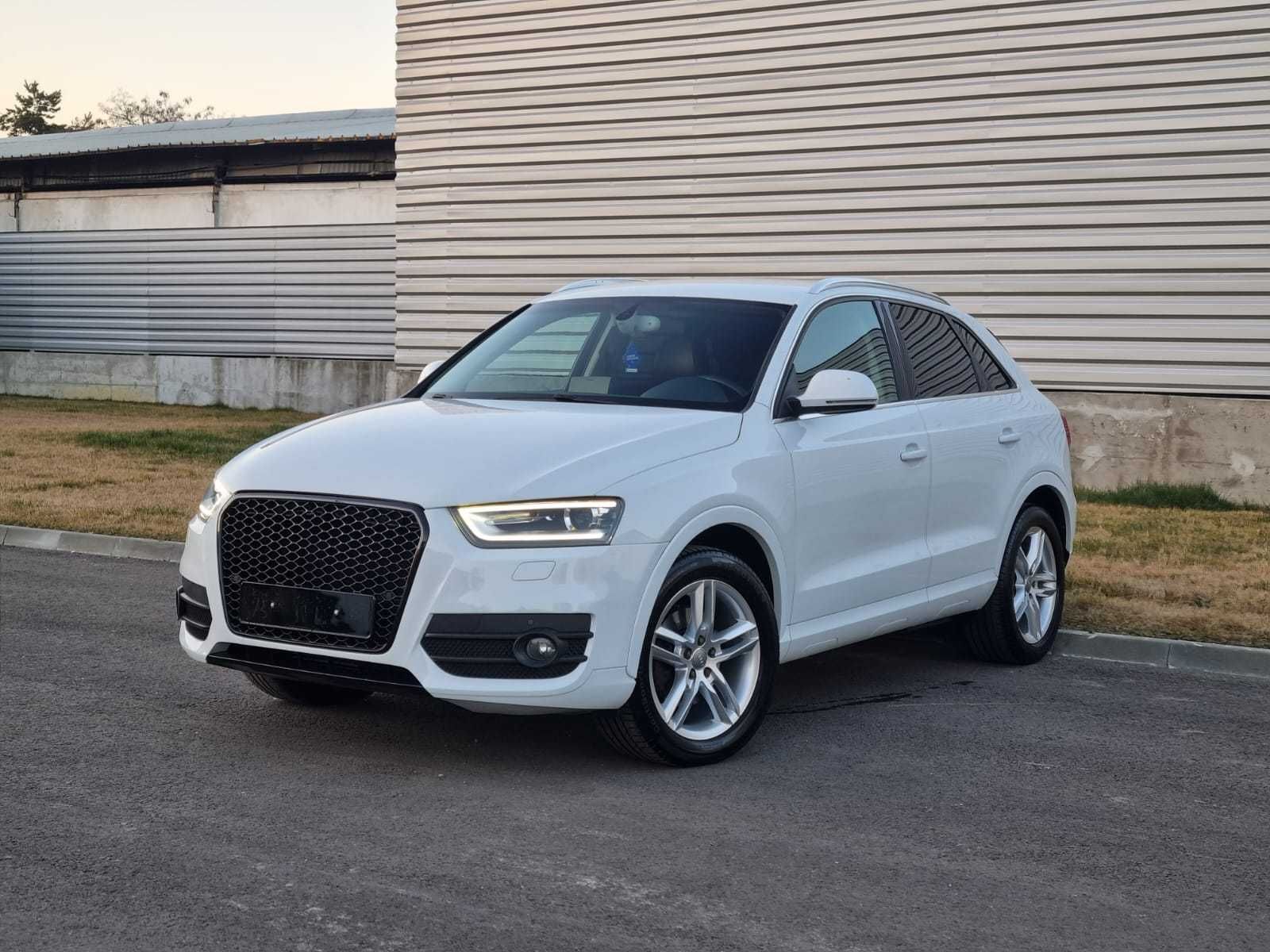 Grila fagure Audi Q3 8U (2011 -15)