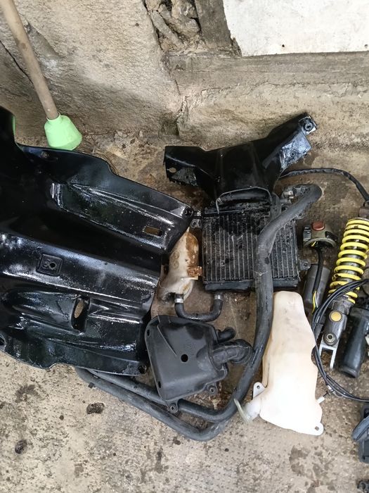 Vând scuter Yamaha Aerox înscris, functional