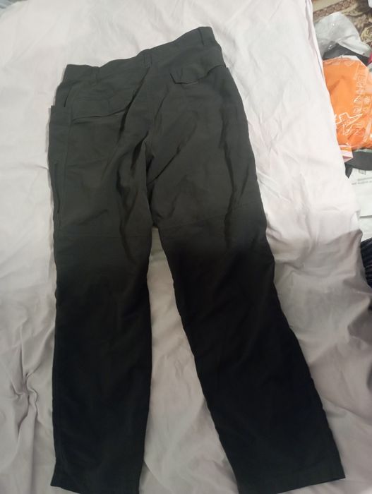 Pantaloni munte măsura M