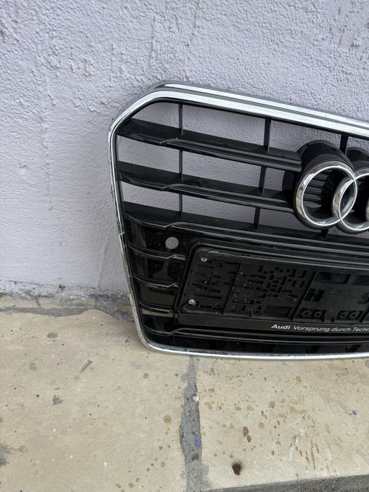 Предната решетка за Ауди B8+