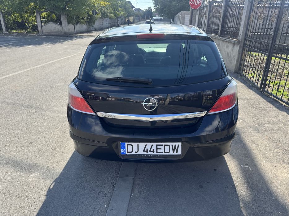Opel Astra H de vanzare in stare buna