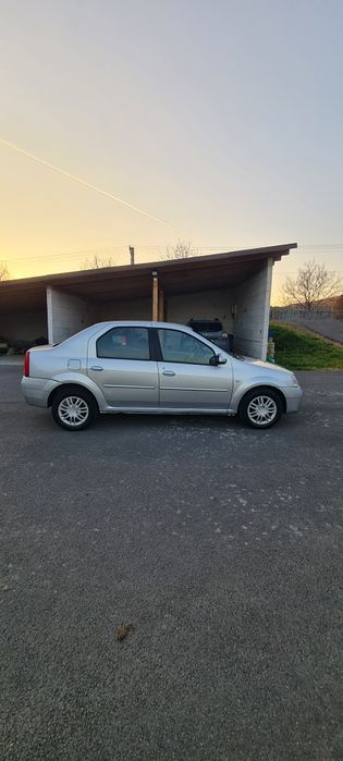 Vând Dacia Logan PRESTIGE
