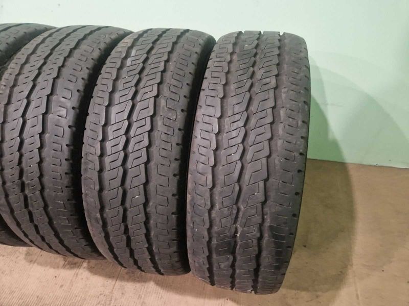 4 Continental R16C 225/65/ 
летни бусови гуми 
DOT4518
