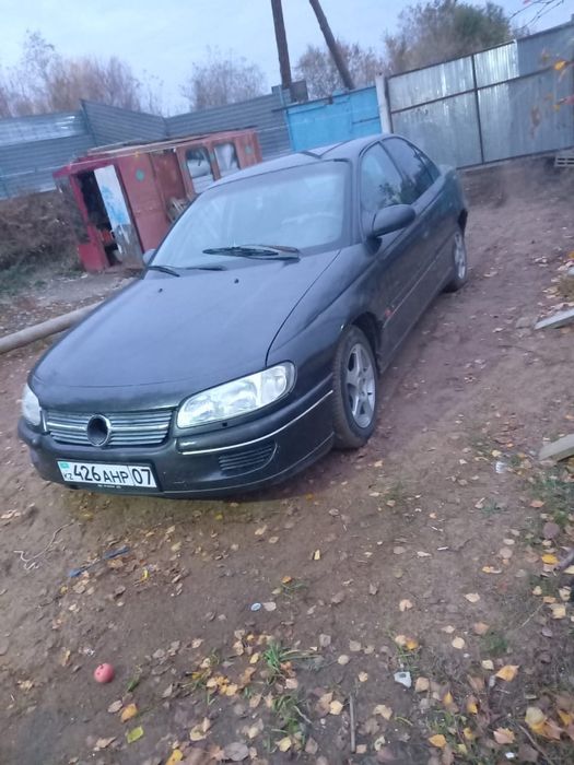 Продаю машину Opel