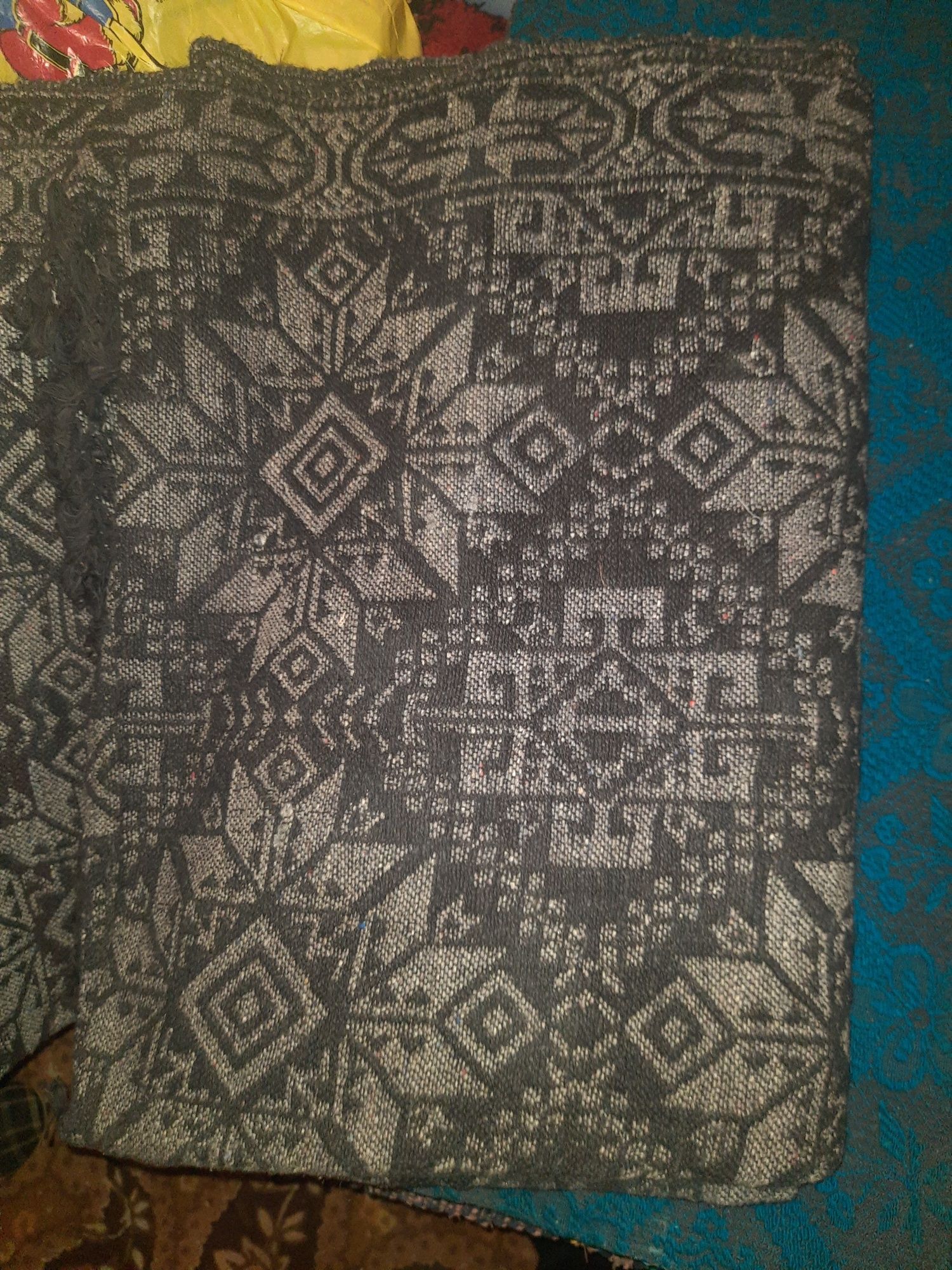 Ръчно тъкани килими