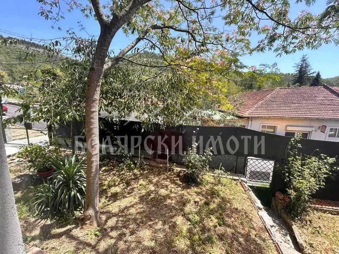 Продава се Къща в Велико Търново, Асенов - 275 кв.м за 1128 €/кв.м - Снимка #1