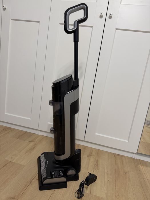 Aspirator 2 in 1 Ezviz in garanție