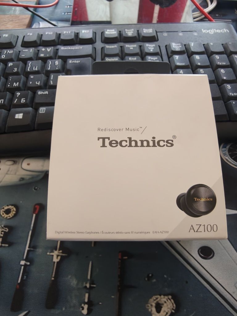Слушалки Technics AZ100