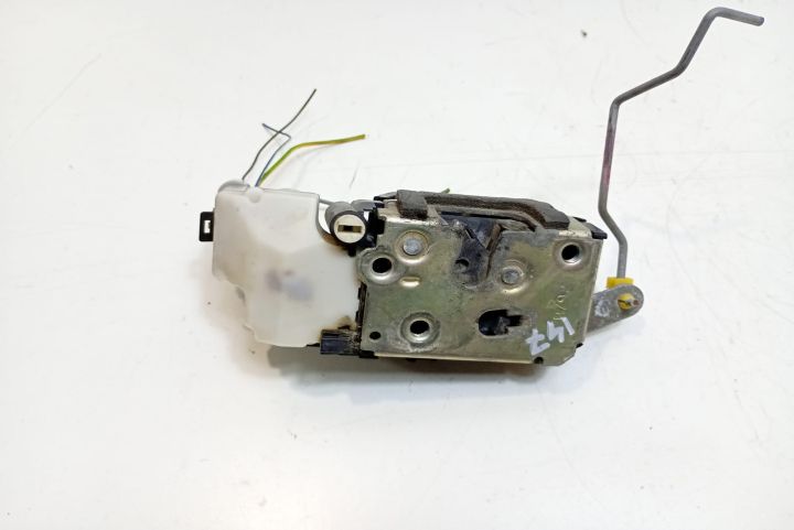 Broasca usa stanga fata Alfa Romeo 147  seria