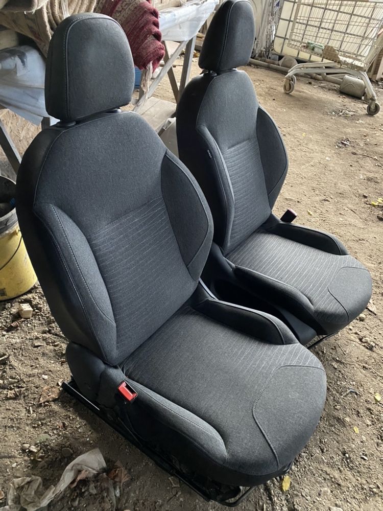 Scaune Citroen C3 model 2016
