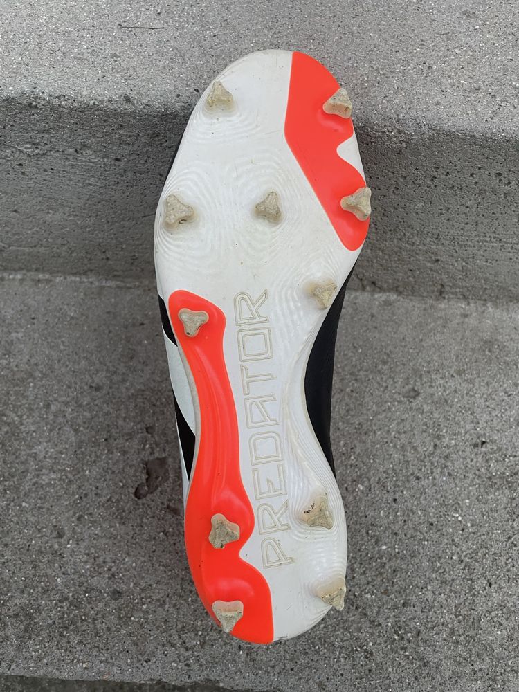 Бутонки adidas predator 41 1/2
