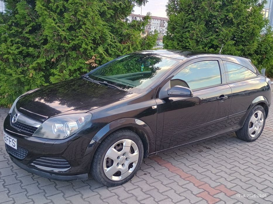Opel Astra GTC 1.9 cdti