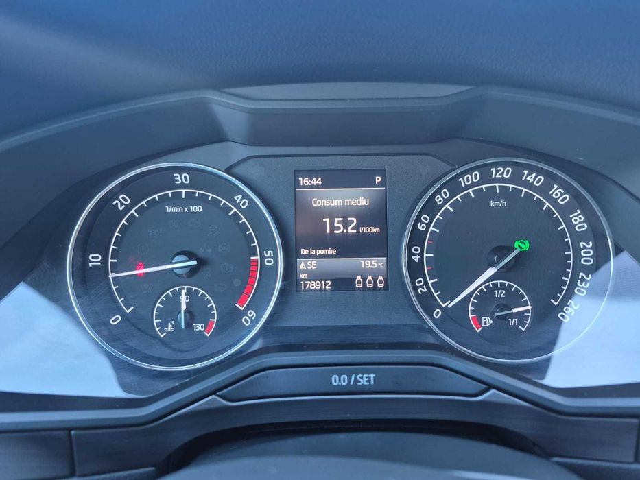 Skoda Superb Style 2018 4x4 200CP
