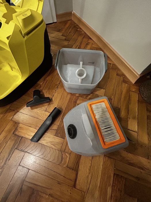 Прахосмукачка KÄRCHER DS 5.800 – С ВОДЕН ФИЛТЪР