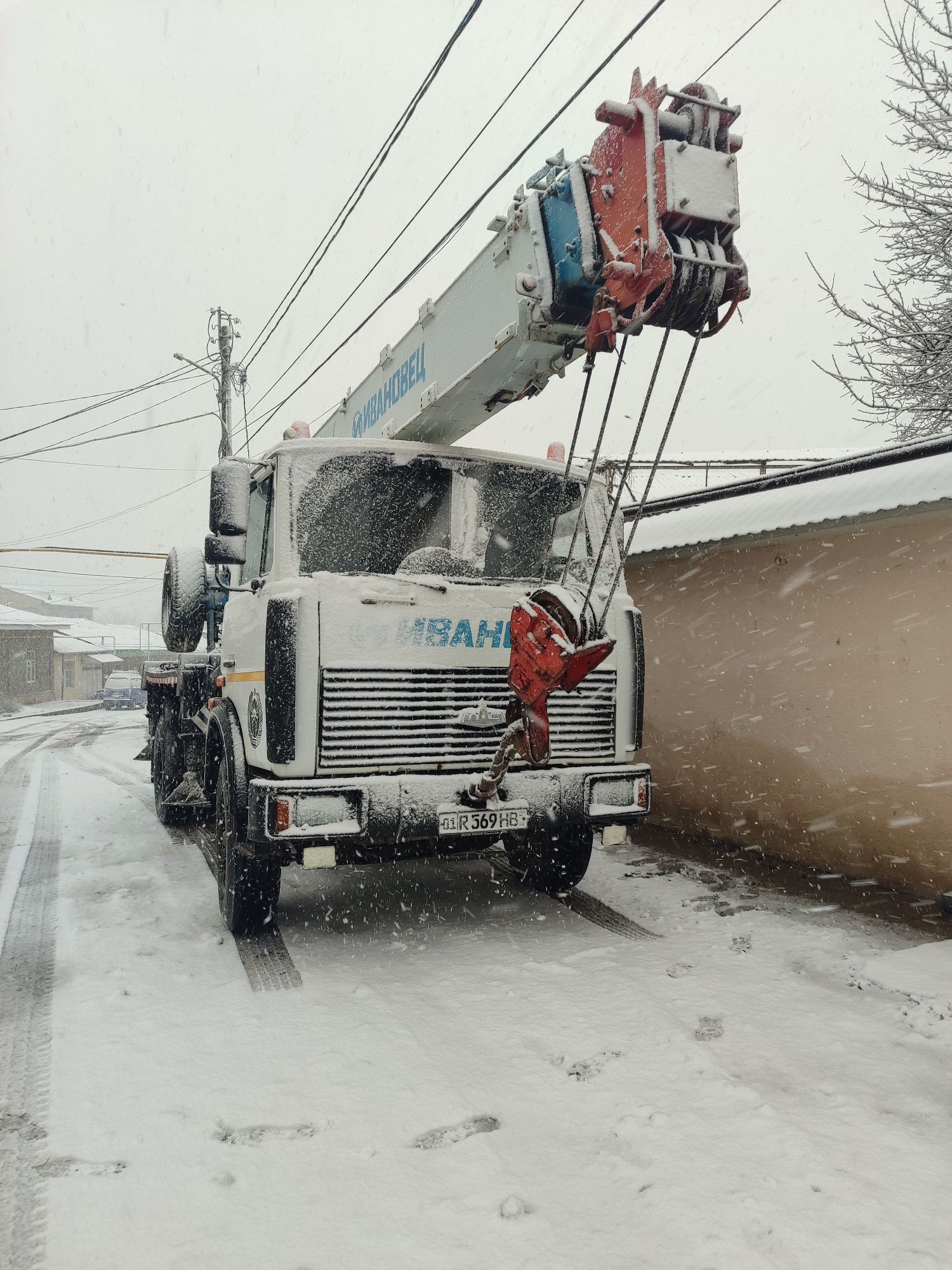 Usluga afto kran. 16 tona 18 metr