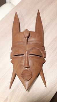 Masca africana din lemn,  lucrata manual