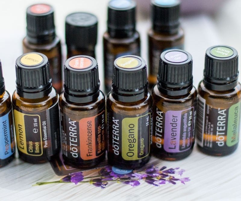 Vând uleiuri esențiale Young Living si Doterra