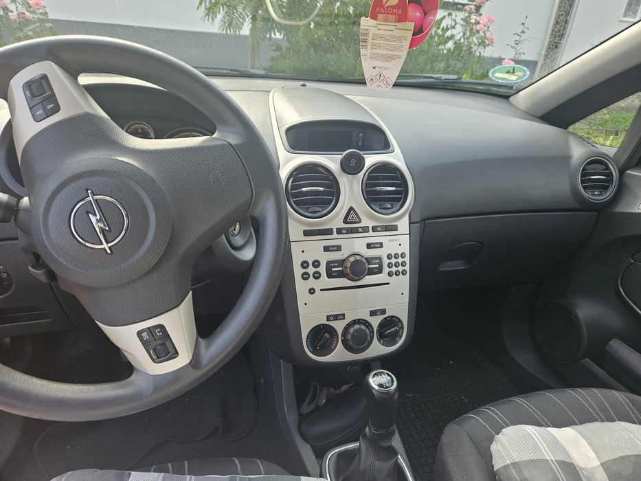 Vând Opel Corsa 1.2