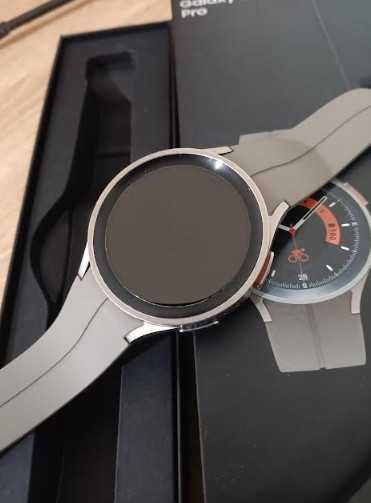 Смарт часовник Samsung Galaxy Watch5 Pro SM-R925F, 45 мм
