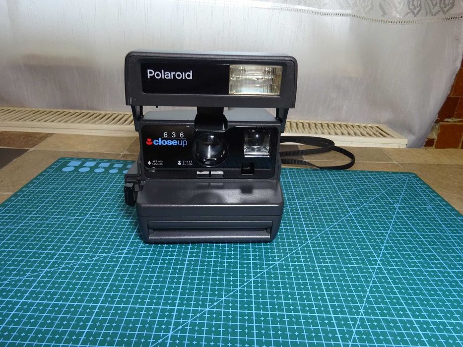 Aparat foto vintage instant/Polaroid 636 close up