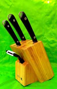 Set 3 cuțite cu suport din lemn masiv de BAMBUS NOI - 110 Lei
