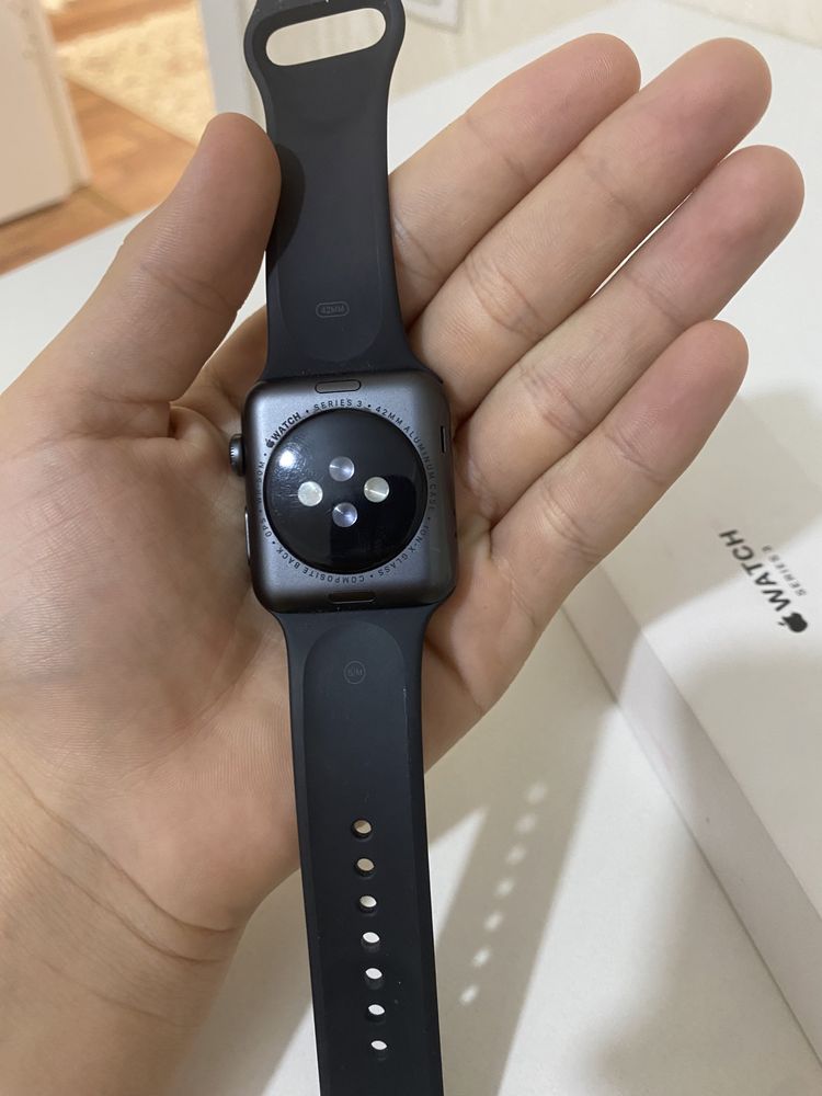 Продам apple watch 3 серий оригинал