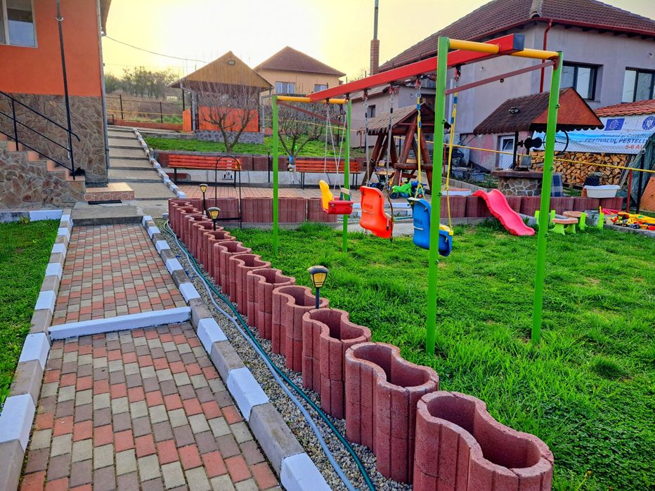 Casa de vanzare zona Mihaesti