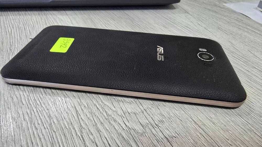ASUS Zenfone Max  16 GB 2 GB RAM