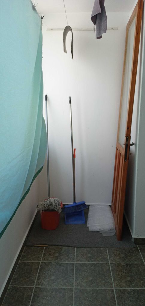 Дава се под наем Тристаен апартамент в Варна, Окръжна болница - 90 кв.м за 408 € - Снимка #11