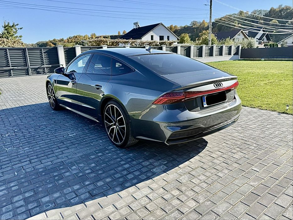 Audi A7 55tfsi hybrid