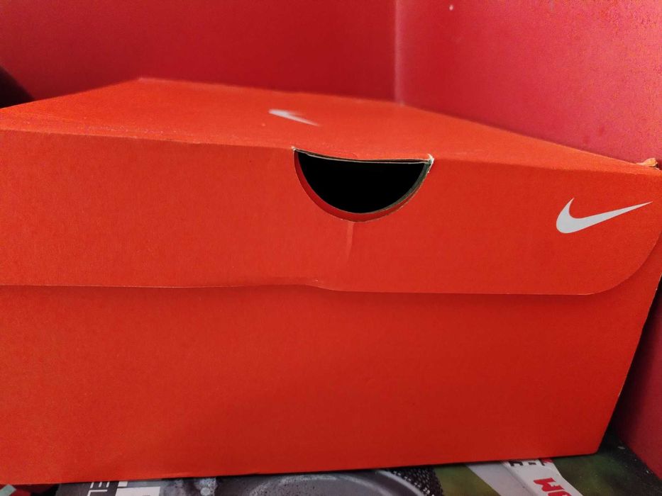 NIKE Спортни маратонки(сникерси)
