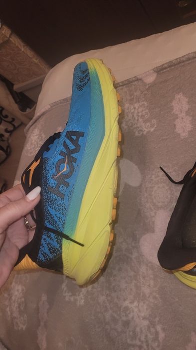 Hoka marime 44 stare bună