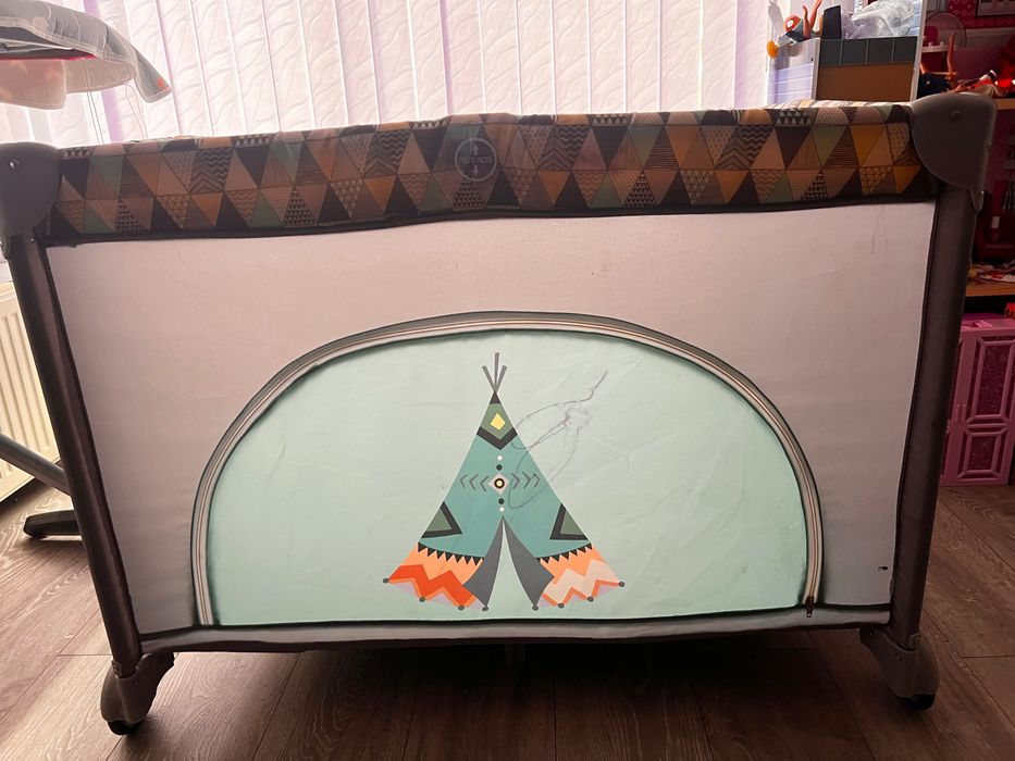 Бебешка кошара Lionelo