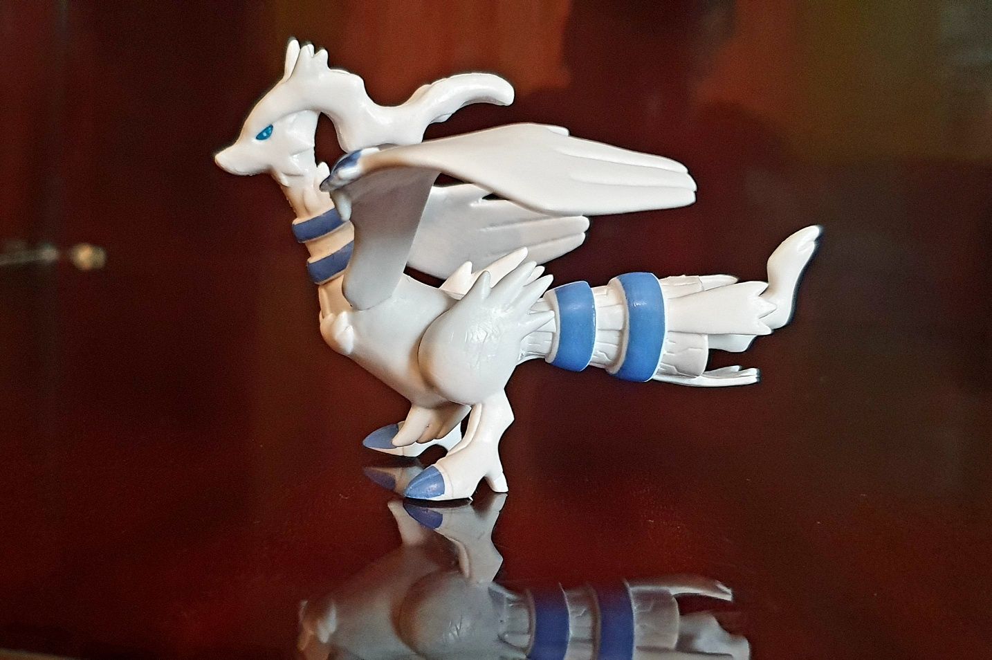 Figurine legendary Pokemon: Zekrom și Reshiram