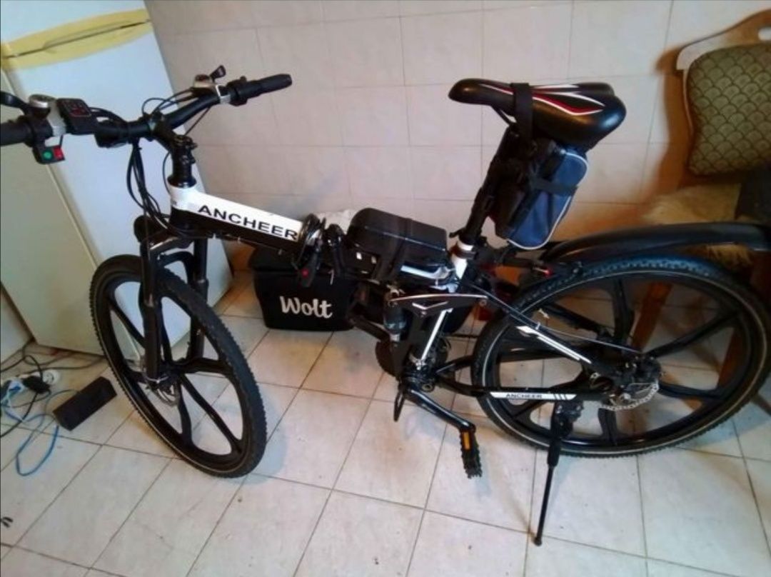 Bicicleta electrica full suspension