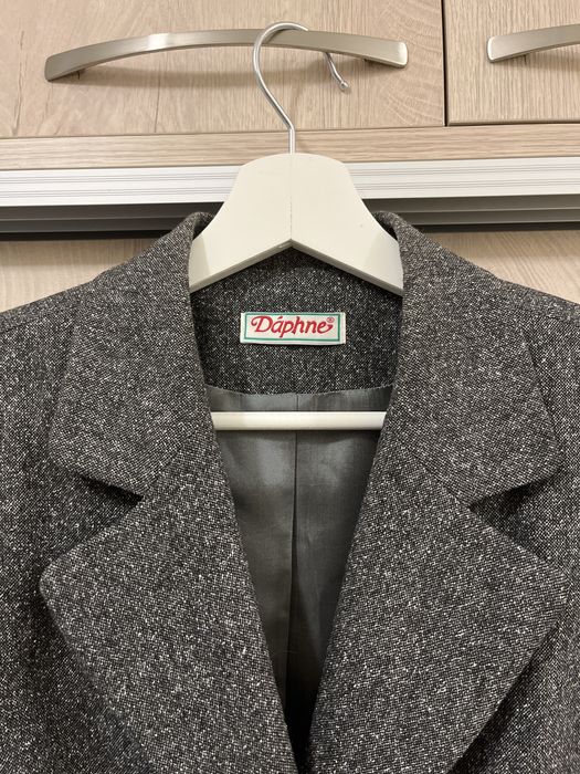 Сив фин вълнен костюм