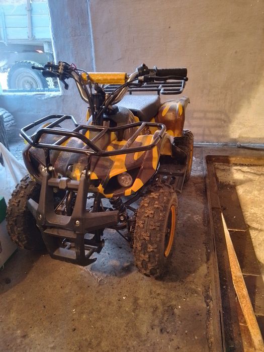 Продам квадрик 50 кубиков