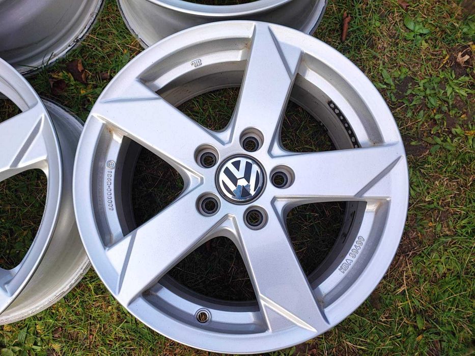 Фолксваген/VW - 16 цола 5x112;  4 бр. лети джанти