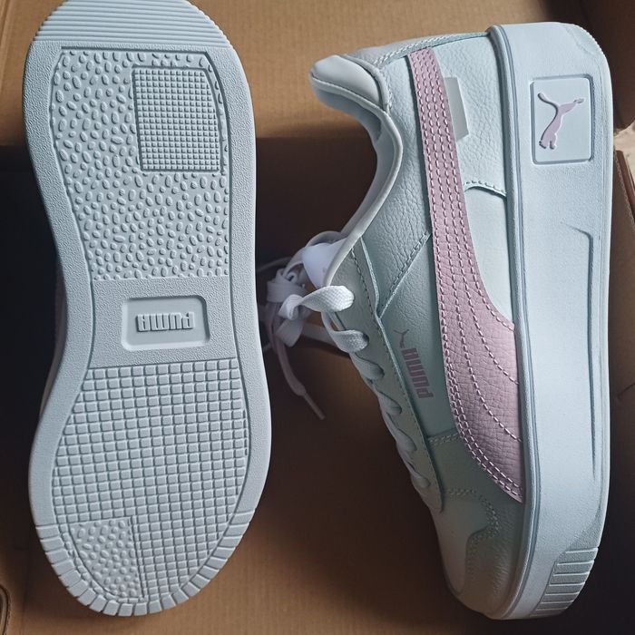 Adidasi puma fete albi cu roz nr 38