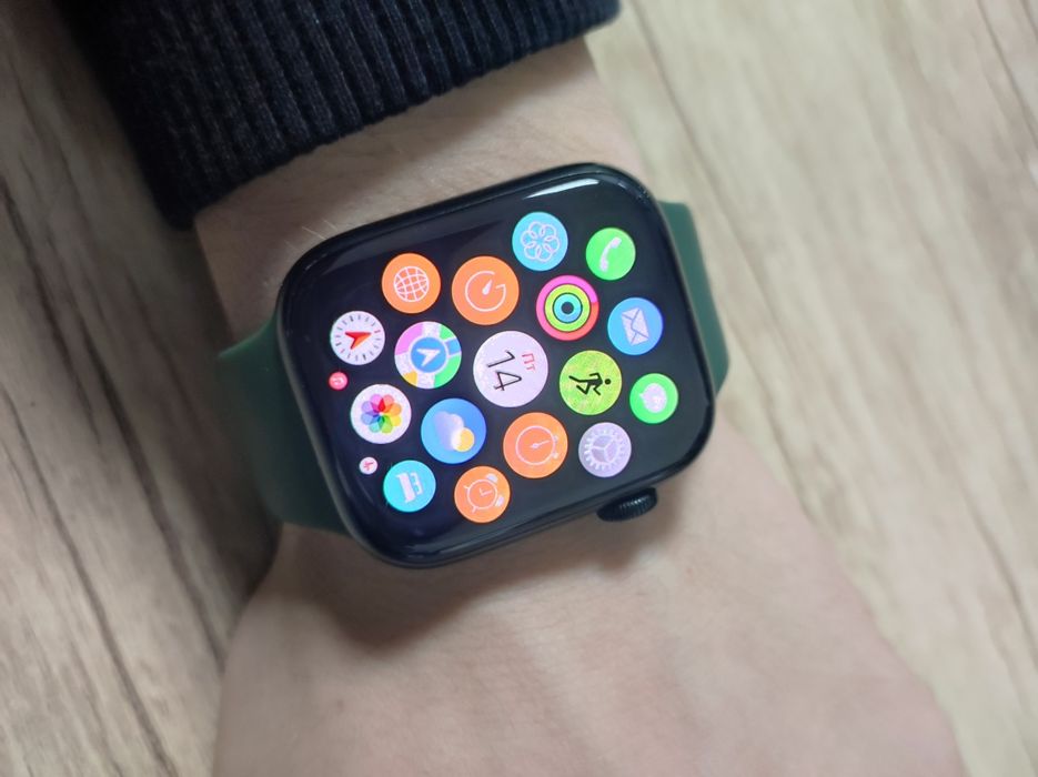 Apple watch 7 зелёный